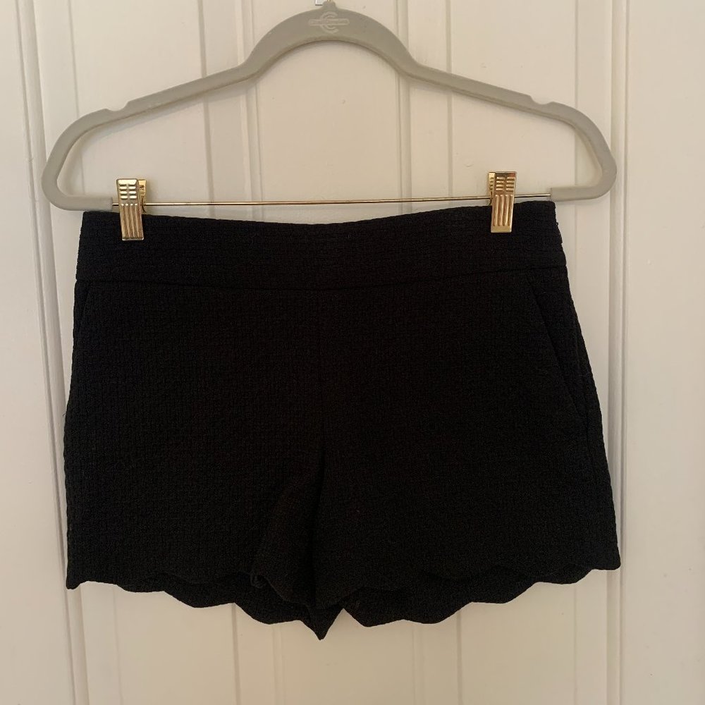 LOFT Riviera Scalloped Short - Black